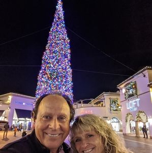 Meet your Posher, Posh